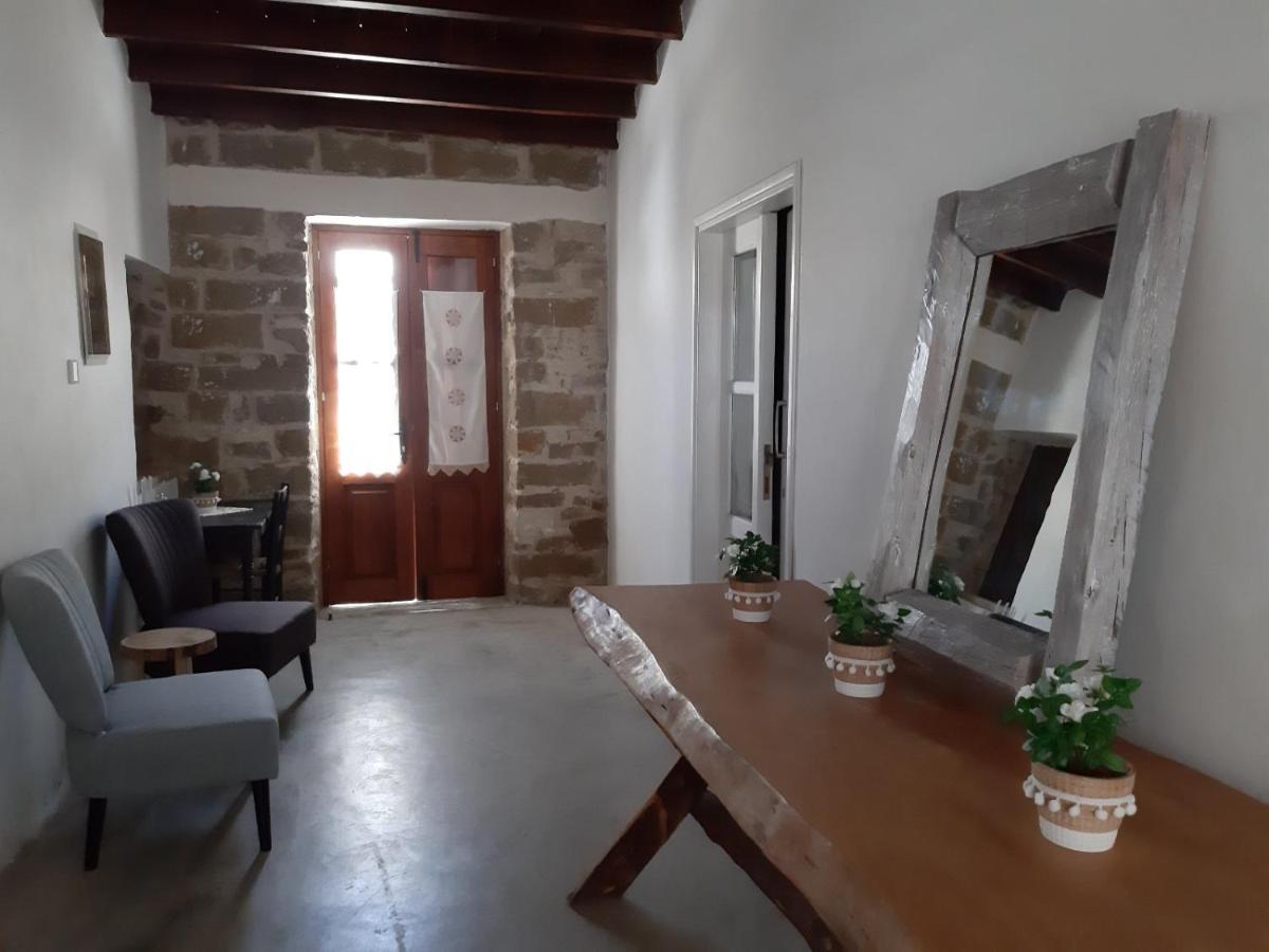 Saint Antonio Maroni Bed & Breakfast Екстериор снимка