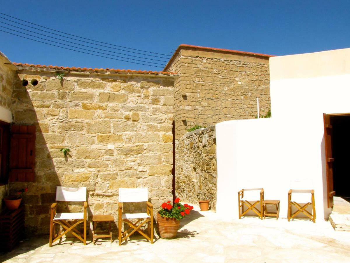 Saint Antonio Maroni Bed & Breakfast Екстериор снимка